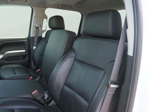 Used 2015 Chevrolet Silverado 2500 LT w/ LT Convenience Package AWD/4WD image 10
