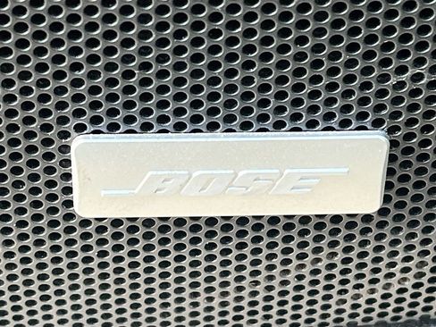 Used 2023 GMC Acadia Denali w/ Denali Technology Package AWD/4WD image 19