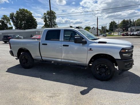 New 2026 RAM 2500 Tradesman AWD/4WD image 5