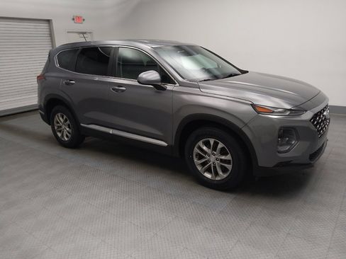 Used 2019 Hyundai Santa Fe SE image 11