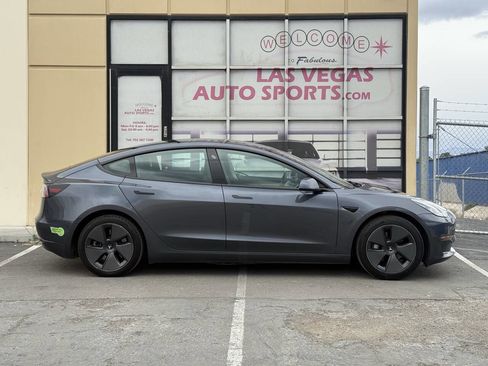 Used 2023 Tesla Model 3 Standard Range image 39
