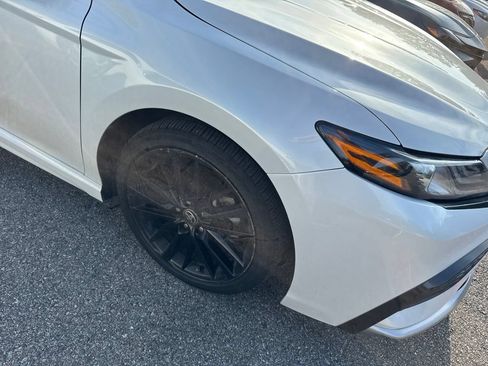 Used 2021 Toyota Camry XSE FWD image 4