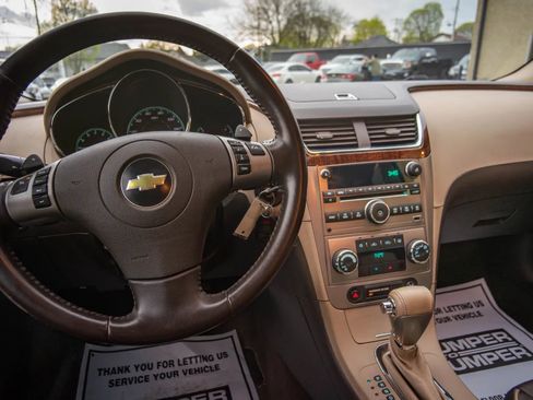 Used 2010 Chevrolet Malibu LTZ w/ HFV6 Engine Package FWD image 19