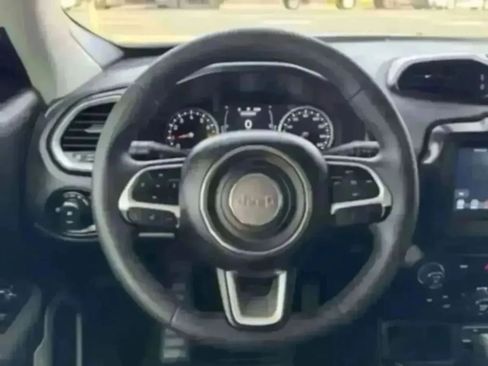 Used 2018 Jeep Renegade Sport w/ Power & Air Group FWD image 19