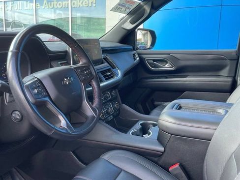 Used 2022 Chevrolet Tahoe RST w/ Luxury Package AWD/4WD image 5