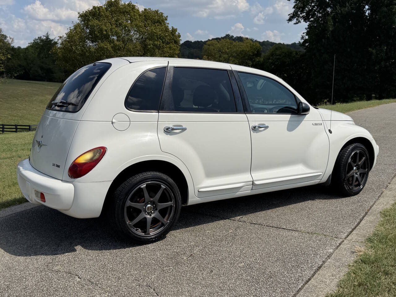 Used 2003 Chrysler PT Cruiser GT FWD image 17