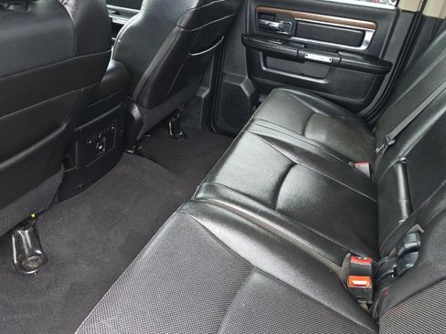 Used 2014 RAM 3500 Laramie AWD/4WD image 12