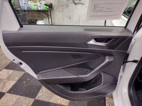 Used 2025 Volkswagen Jetta S image 28