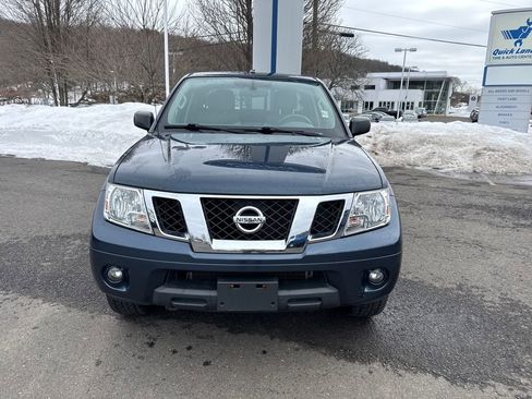 Used 2017 Nissan Frontier SV w/ SV Value Truck Package image 2
