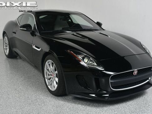 Used 2017 Jaguar F-TYPE Coupe RWD image 1
