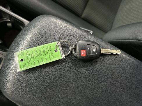 Used 2018 Toyota RAV4 LE w/ All Weather Liner Package AWD/4WD image 12