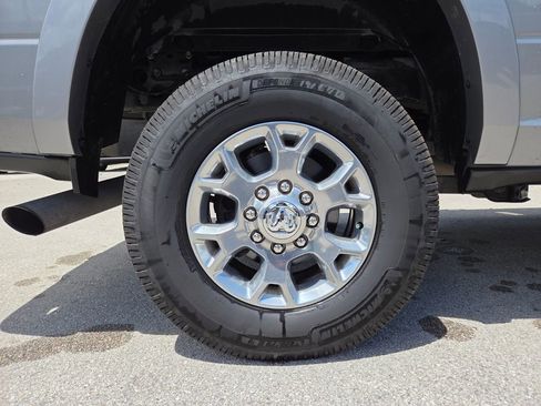 Used 2022 RAM 2500 Laramie image 15