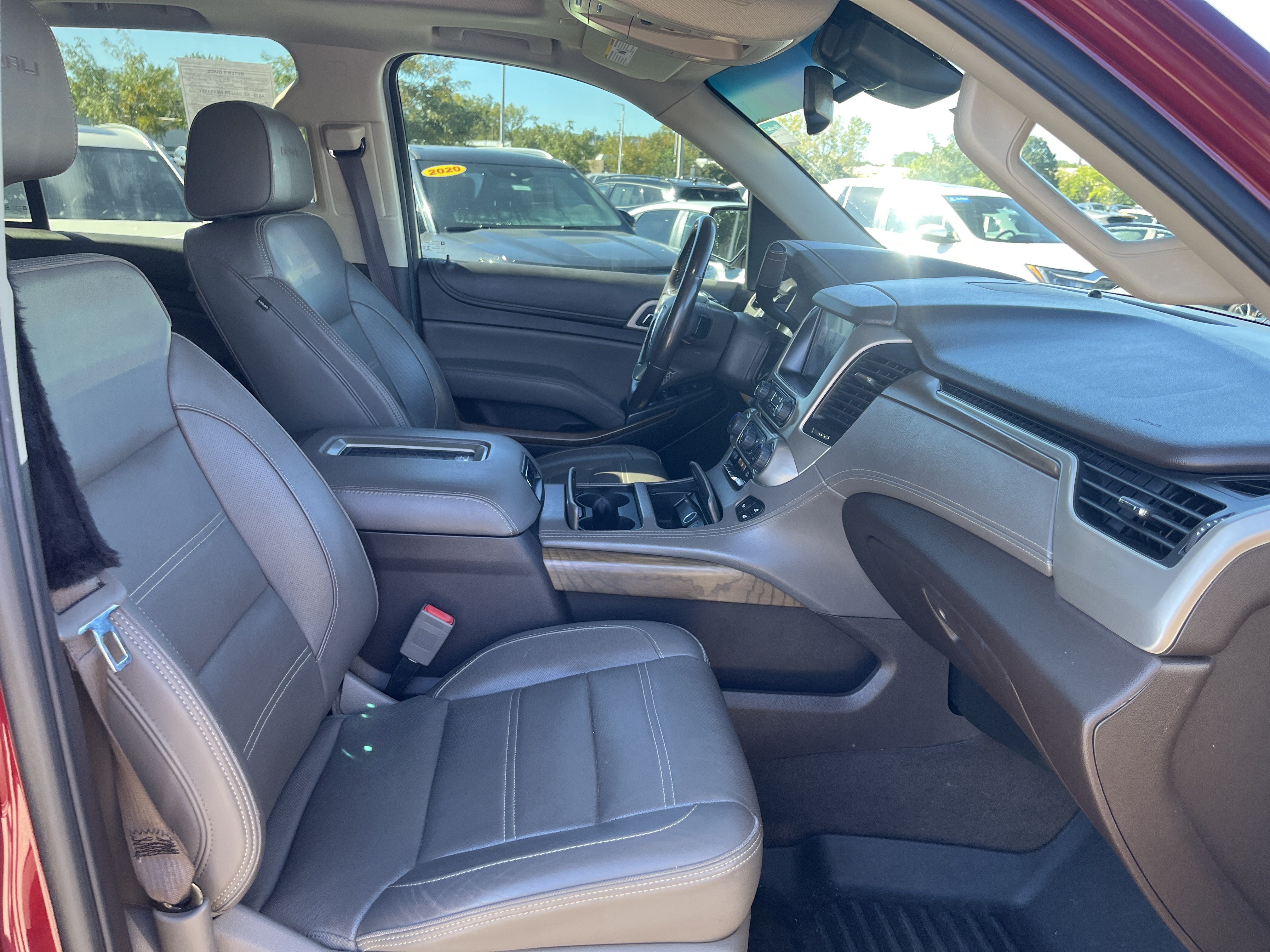 Used 2018 GMC Yukon Denali w/ Open Road Package AWD/4WD image 6