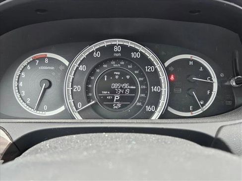 Used 2016 Honda Accord EX-L image 11