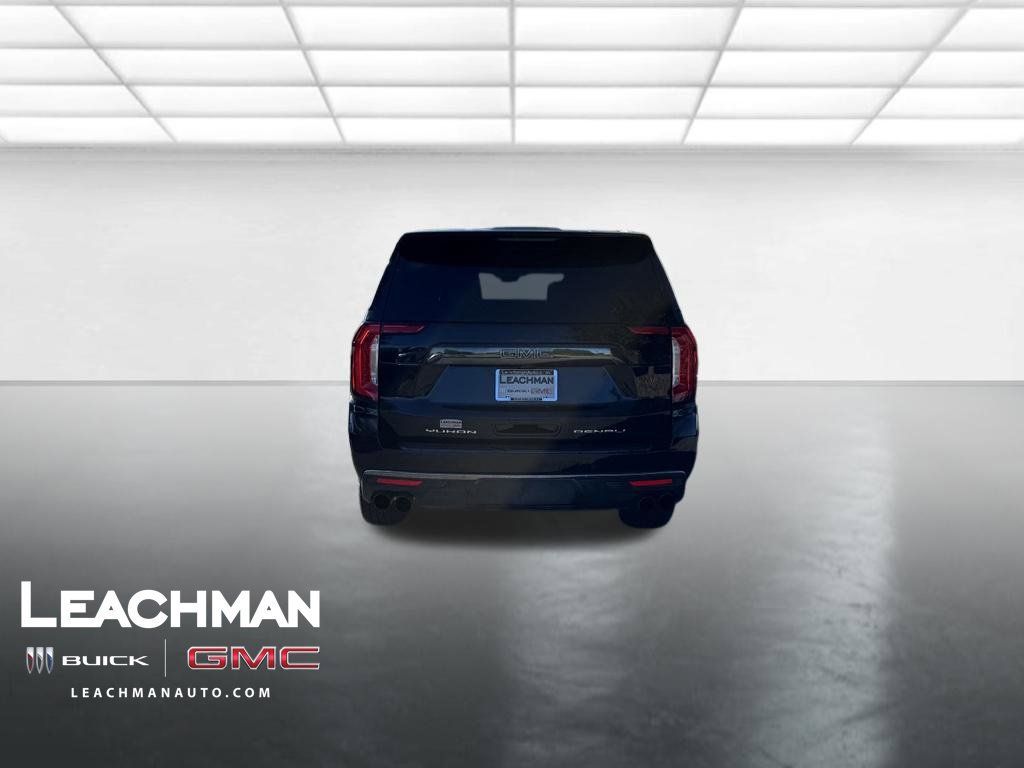 Used 2023 GMC Yukon XL Denali Ultimate w/ LPO, Floor Liner Package AWD/4WD image 5