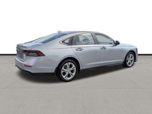 Used 2024 Honda Accord LX image 5