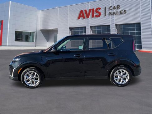 Used 2024 Kia Soul LX w/ Option Group 015 image 10