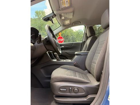 Used 2024 Chevrolet Equinox LT AWD/4WD image 13