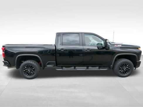 Used 2023 Chevrolet Silverado 2500 LTZ w/ LTZ Plus Package image 17