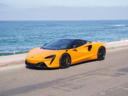 Used 2023 McLaren Artura