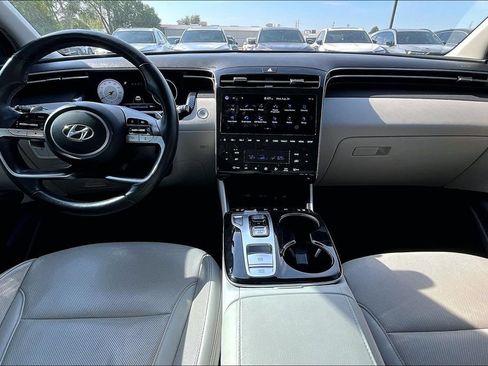 Used 2022 Hyundai Tucson Limited FWD image 18