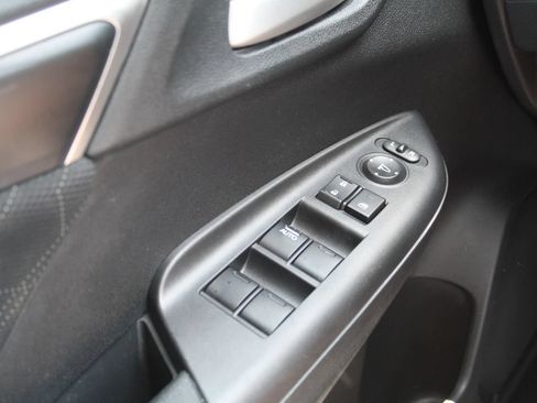 Used 2015 Honda Fit EX image 18