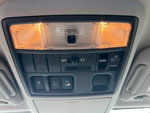 Used 2011 Toyota 4Runner SR5 w/ Convenience Pkg AWD/4WD image 34