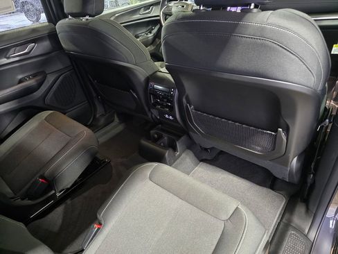 New 2025 Jeep Grand Cherokee L Laredo image 27