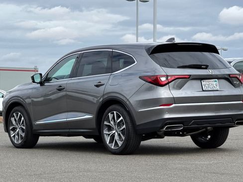 Used 2023 Acura MDX w/ Technology Package FWD image 7