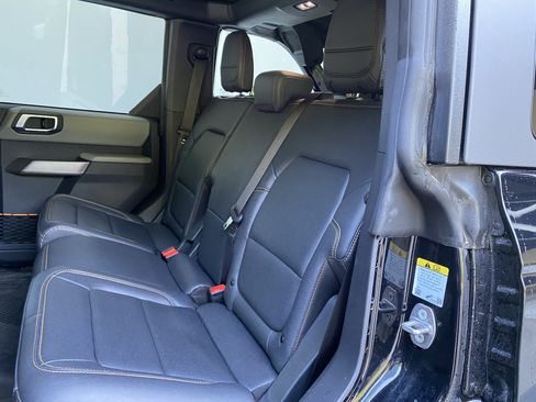 Used 2023 Ford Bronco Badlands AWD/4WD image 34