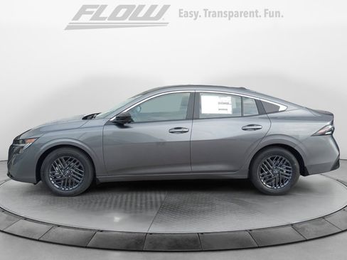 New 2026 Nissan Sentra SV w/ SV Convenience Package FWD image 4