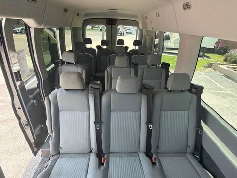 Used 2015 Ford Transit 350 XLT RWD image 17