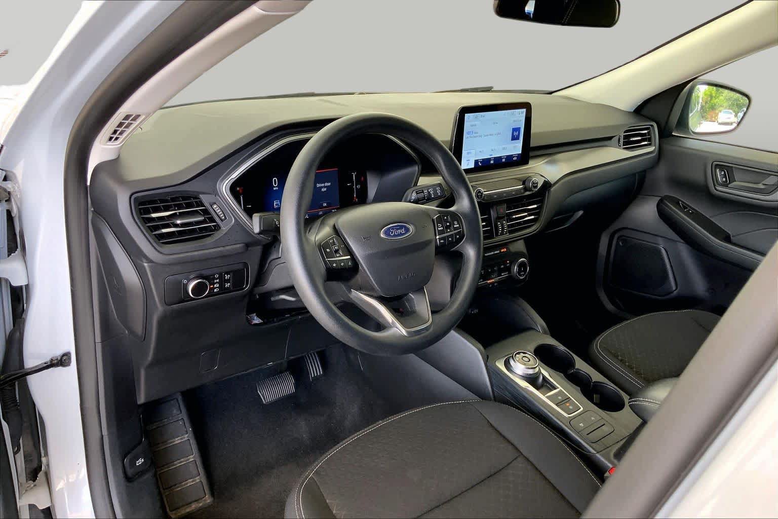 Used 2025 Ford Escape Active FWD image 18