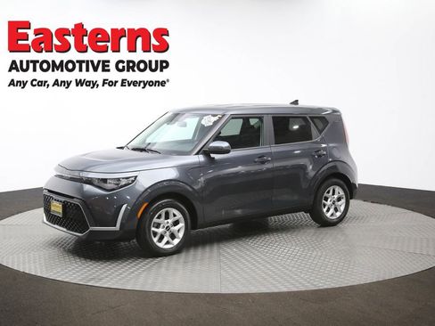 Used 2023 Kia Soul LX w/ LX Technology Package FWD image 56