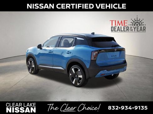 Certified 2025 Nissan Kicks SR w/ Interior Electronics Package FWD image 6