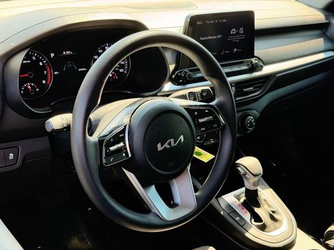 Used 2024 Kia Forte LXS FWD image 21