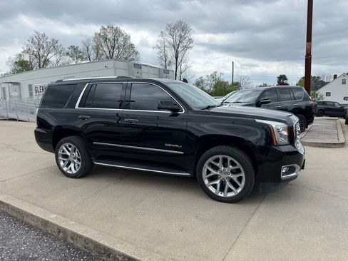 Used 2020 GMC Yukon Denali AWD/4WD image 5