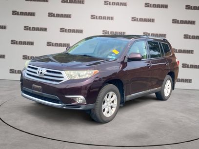 Used 2013 Toyota Highlander SE