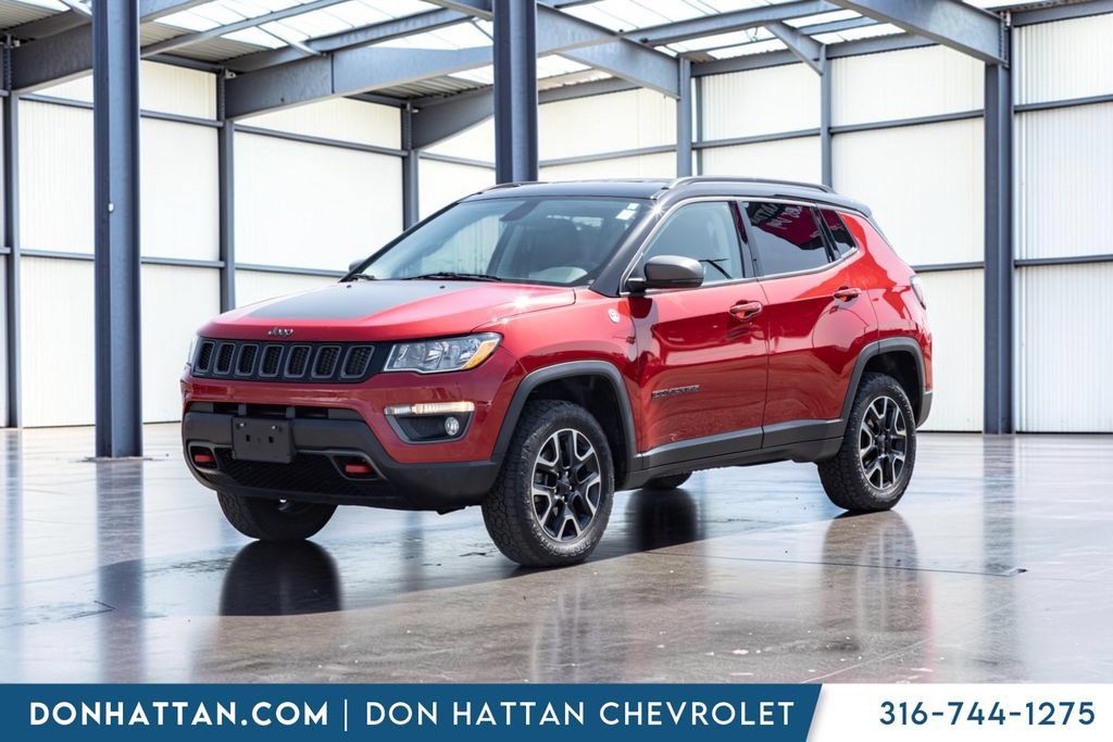 Used 2018 Jeep Compass Trailhawk w/ Cold Weather Group AWD/4WD image 21
