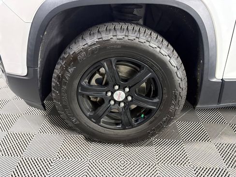 Used 2020 GMC Acadia AT4 w/ Driver Alert Package II AWD/4WD image 10