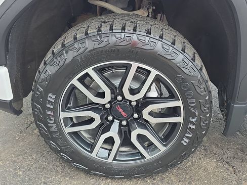 Certified 2023 GMC Sierra 1500 AT4 w/ AT4 Preferred Package AWD/4WD image 35