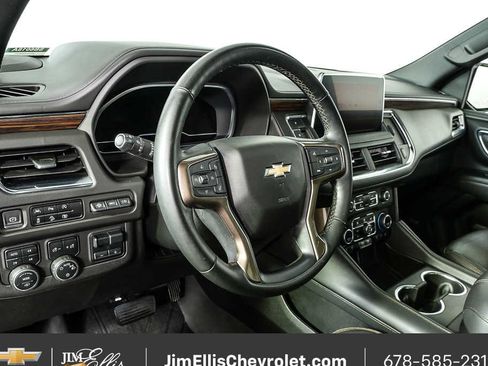 Used 2023 Chevrolet Suburban High Country w/ LPO, Illumination Package AWD/4WD image 4