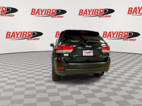 Used 2022 Jeep Grand Cherokee Laredo E image 8