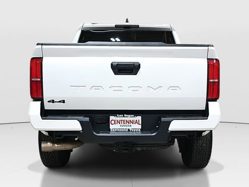 Used 2024 Toyota Tacoma TRD Off-Road image 6