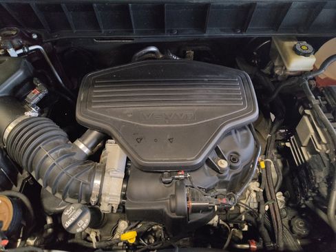 Used 2018 GMC Acadia SLT FWD image 30