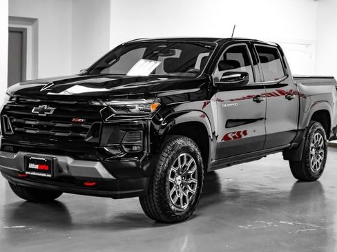 Used 2026 Chevrolet Colorado Z71 w/ Technology Package AWD/4WD image 6