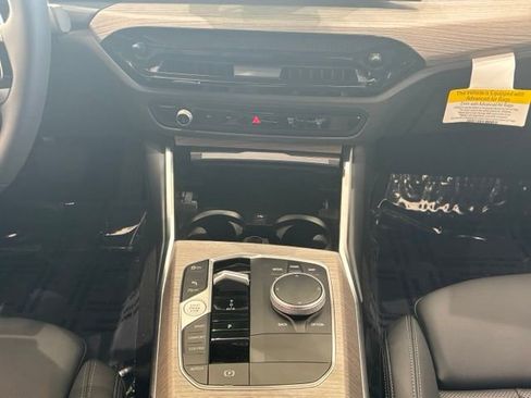 Certified 2025 BMW 430i xDrive Coupe w/ Convenience Package AWD/4WD image 16