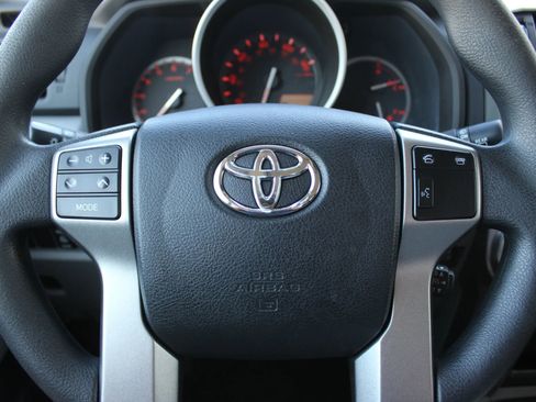 Used 2012 Toyota 4Runner SR5 w/ Convenience Pkg AWD/4WD image 14