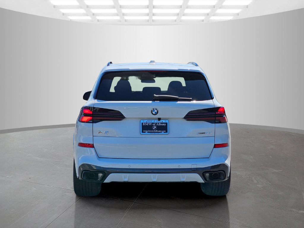Used 2026 BMW X5 sDrive40i w/ M Sport Package RWD image 5