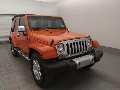 Used 2015 Jeep Wrangler Unlimited Sahara w/ Mopar Chrome Edition Group AWD/4WD image 13